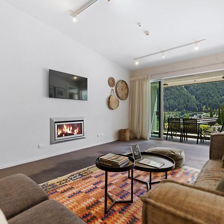 Apartamento Stylish Haven Luxury Interiors In Prime Location Queenstown Exterior foto
