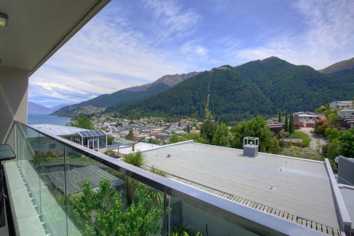 Apartamento Stylish Haven Luxury Interiors In Prime Location Queenstown Exterior foto