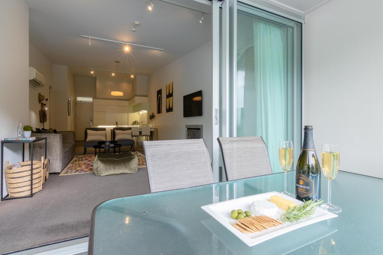 Apartamento Stylish Haven Luxury Interiors In Prime Location Queenstown Exterior foto