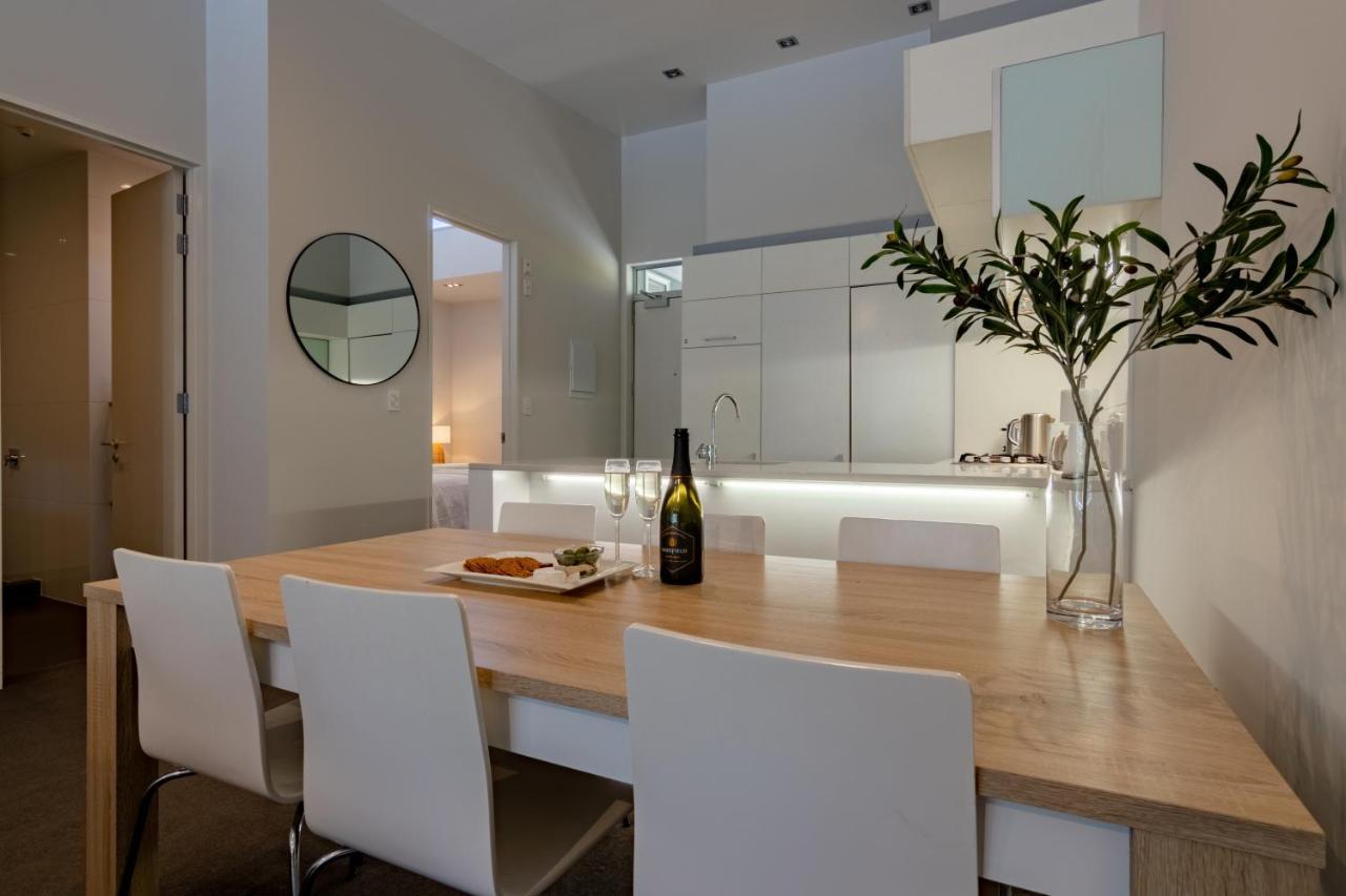 Apartamento Stylish Haven Luxury Interiors In Prime Location Queenstown Exterior foto