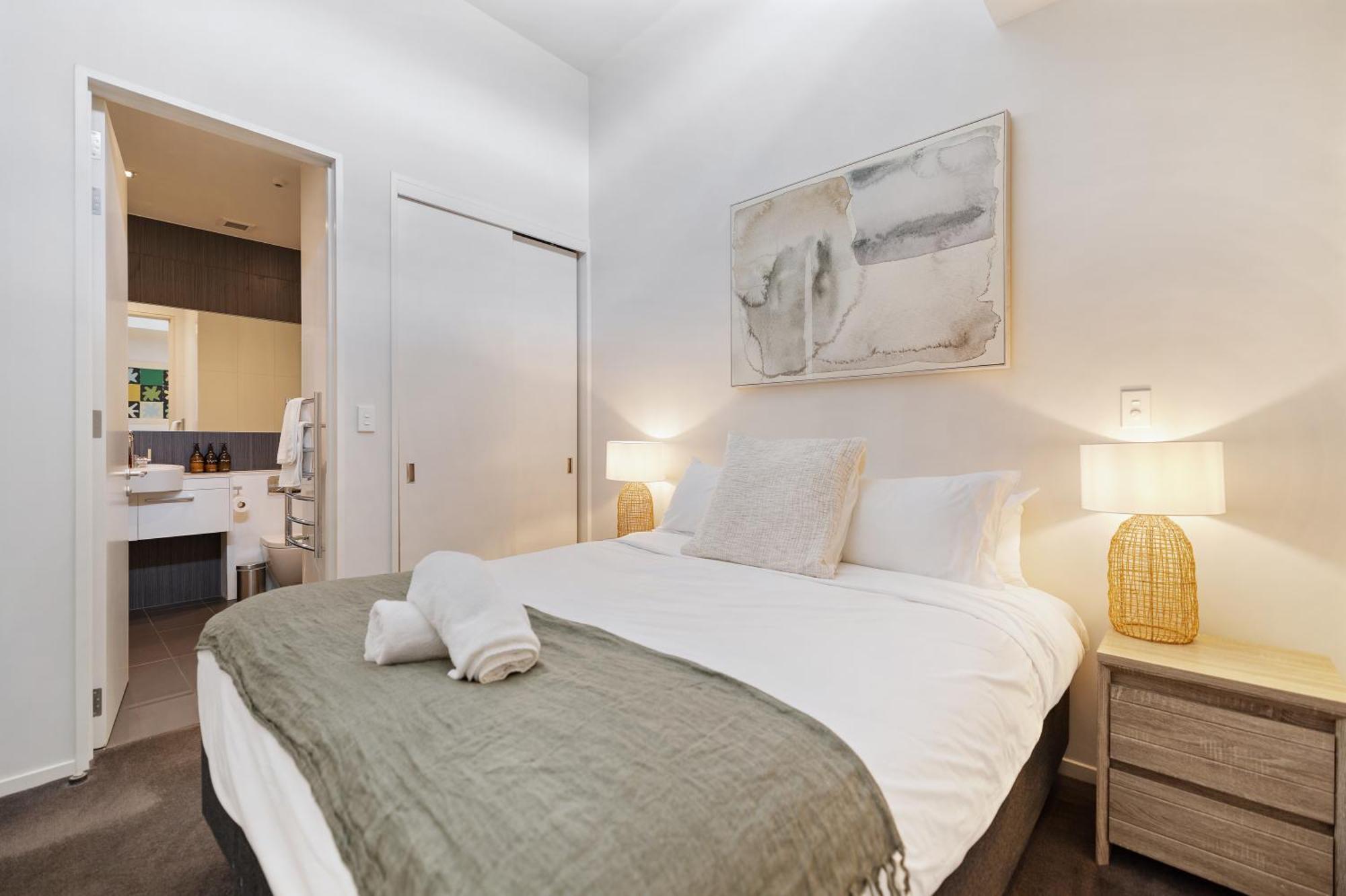 Apartamento Stylish Haven Luxury Interiors In Prime Location Queenstown Exterior foto