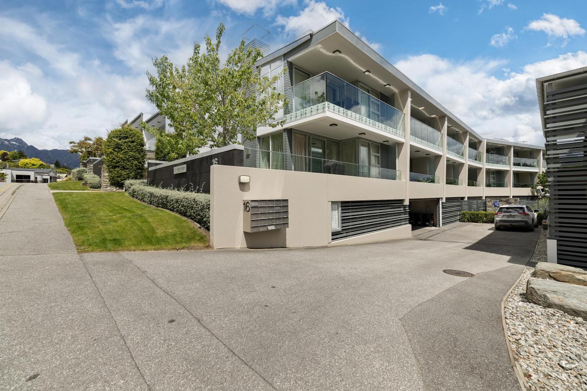 Apartamento Stylish Haven Luxury Interiors In Prime Location Queenstown Exterior foto